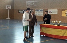Momento de la entrega de trofeos Momento de la entrega de trofeos