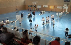 Partidos simultáneos en las tres canchas cubiertas Partidos simultáneos en las tres canchas cubiertas