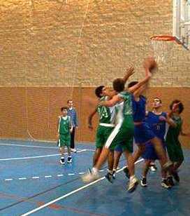 Equipo Cadete Masculino en acción Equipo Cadete Masculino en acción