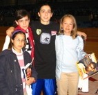Ester, Asun y Cristina con SILVIA DOMÍNGUEZ