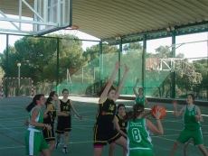 Las Cadetes de Villanueva jugaron contra Pozuelo
